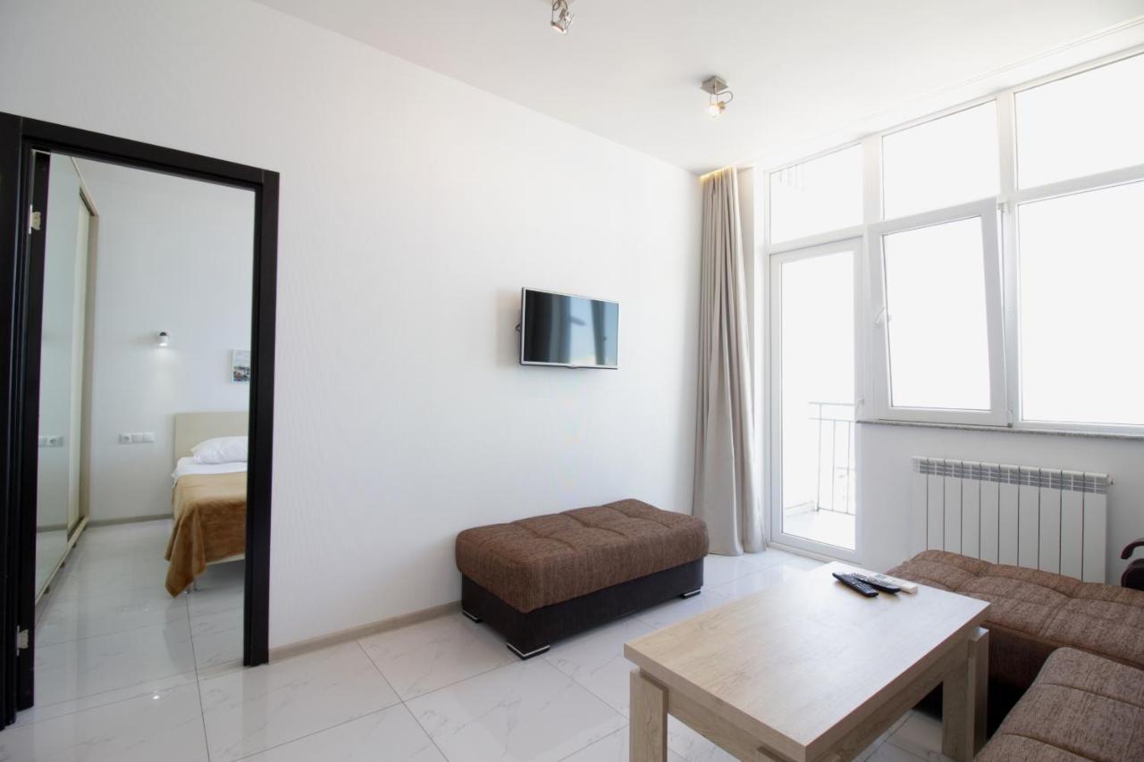 Apartments Inasaredze Batumi Esterno foto
